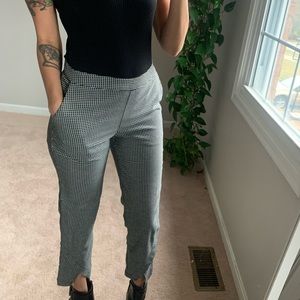 Plaid black and white pants ⭐️